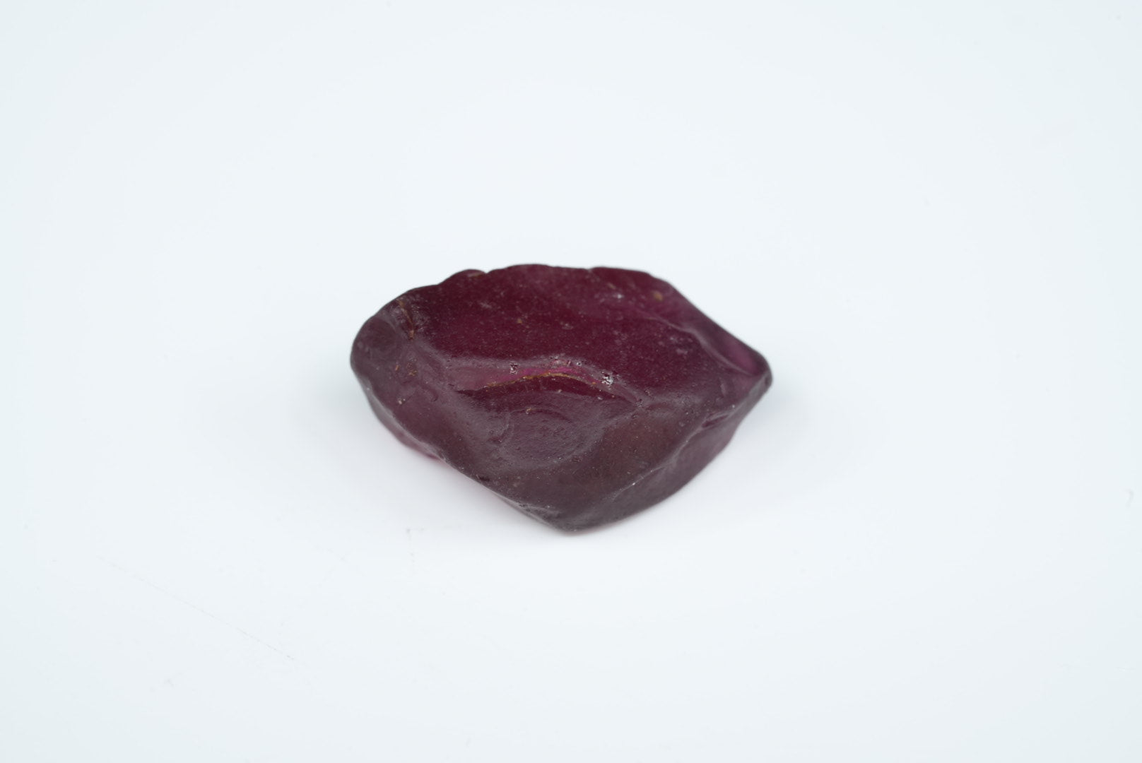 13.50ct Rhodolite Garnet - Tanga, Tanzania