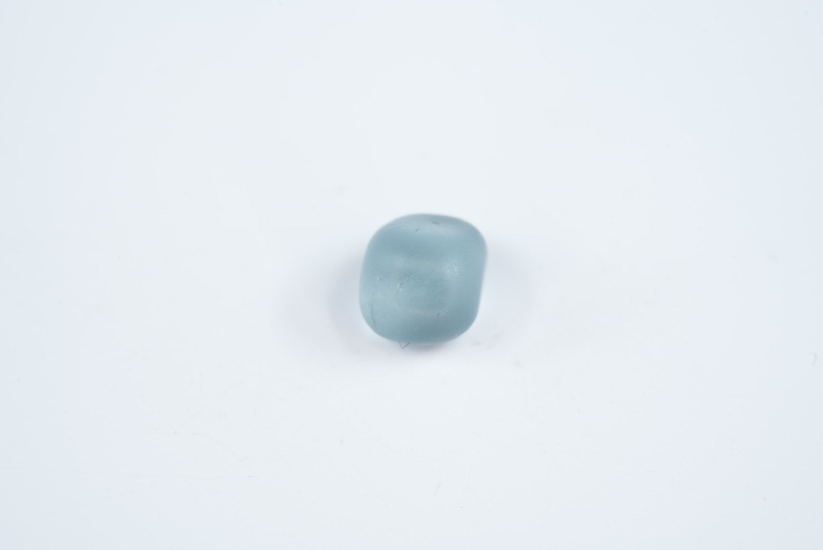 2.2ct Corundum Sapphire - Missouri River, Montana, USA