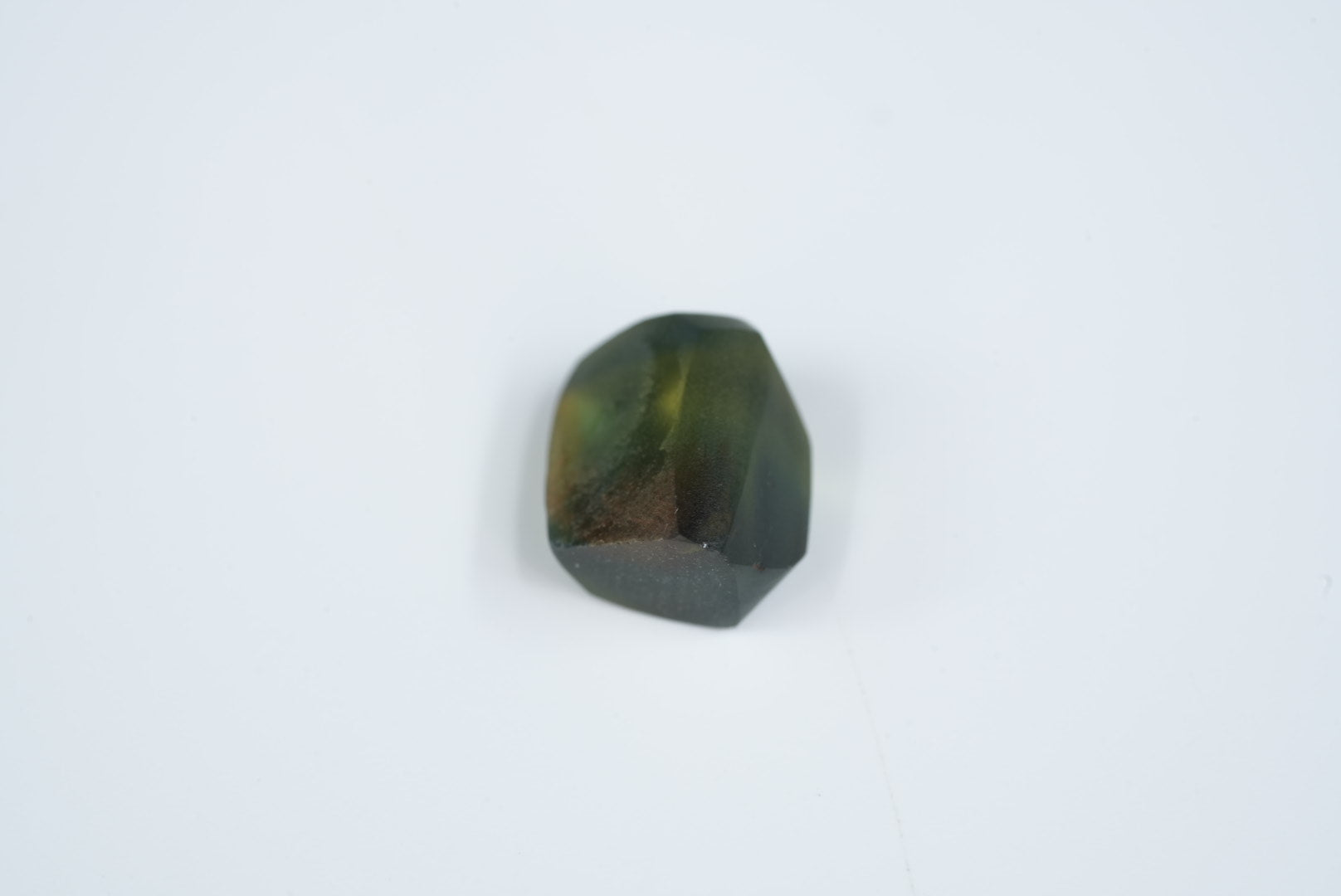3.18ct Parti color Sapphire - Garba Tula, Kenya