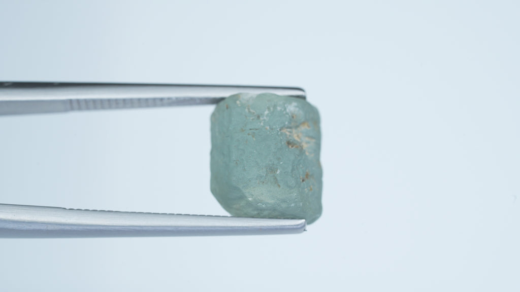 8.04ct Corundum Sapphire - Missouri River, Montana, USA